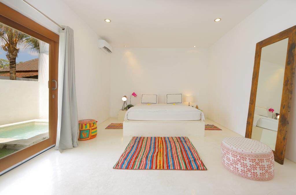The Apartments Canggu Exterior photo